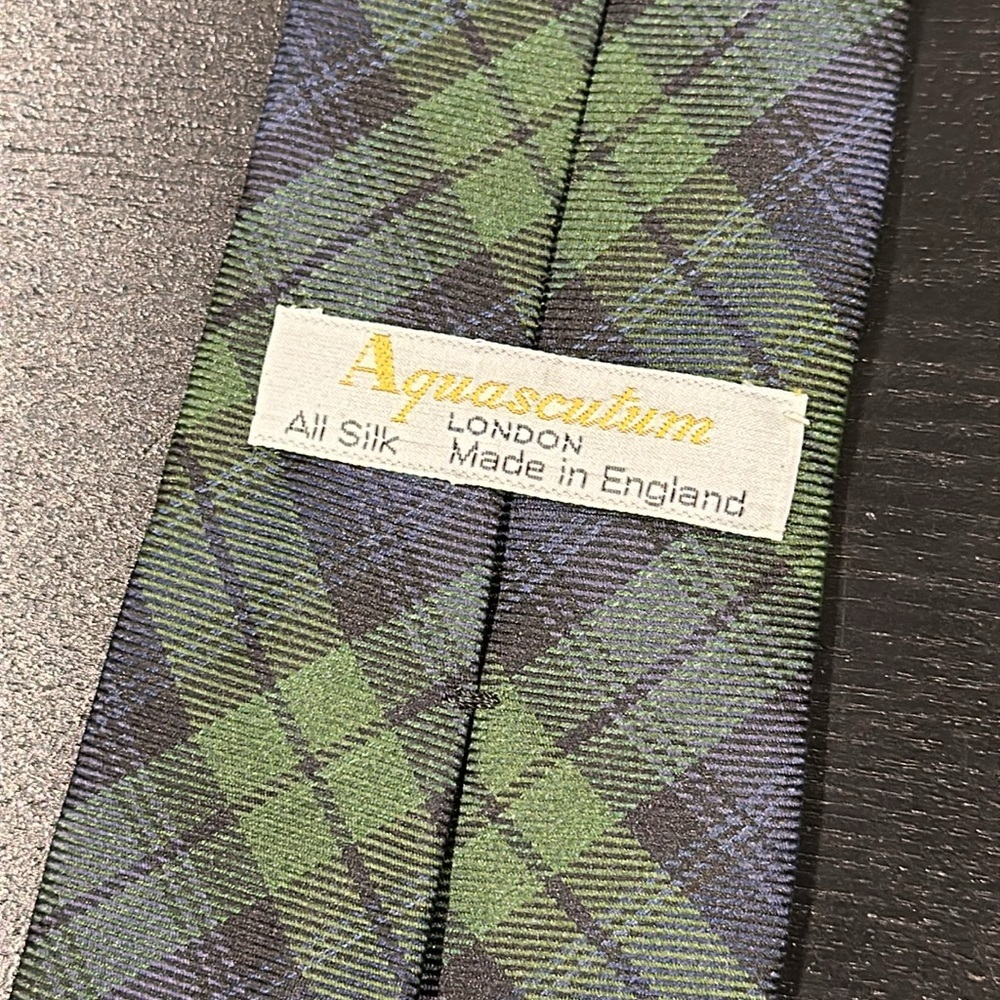 Aquascutum London Vintage Silk Plaid Tie - Picture 6 of 6